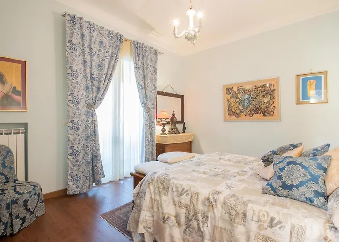 Luxury In Center Daire