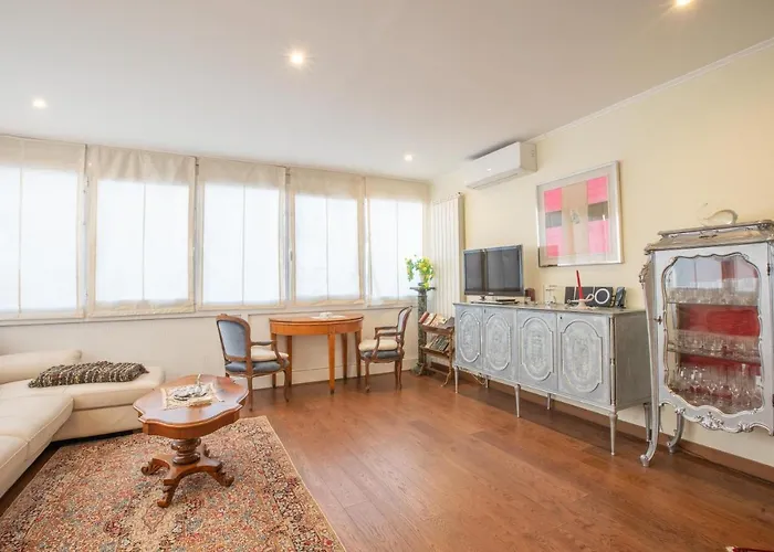 Daire Luxury In Center